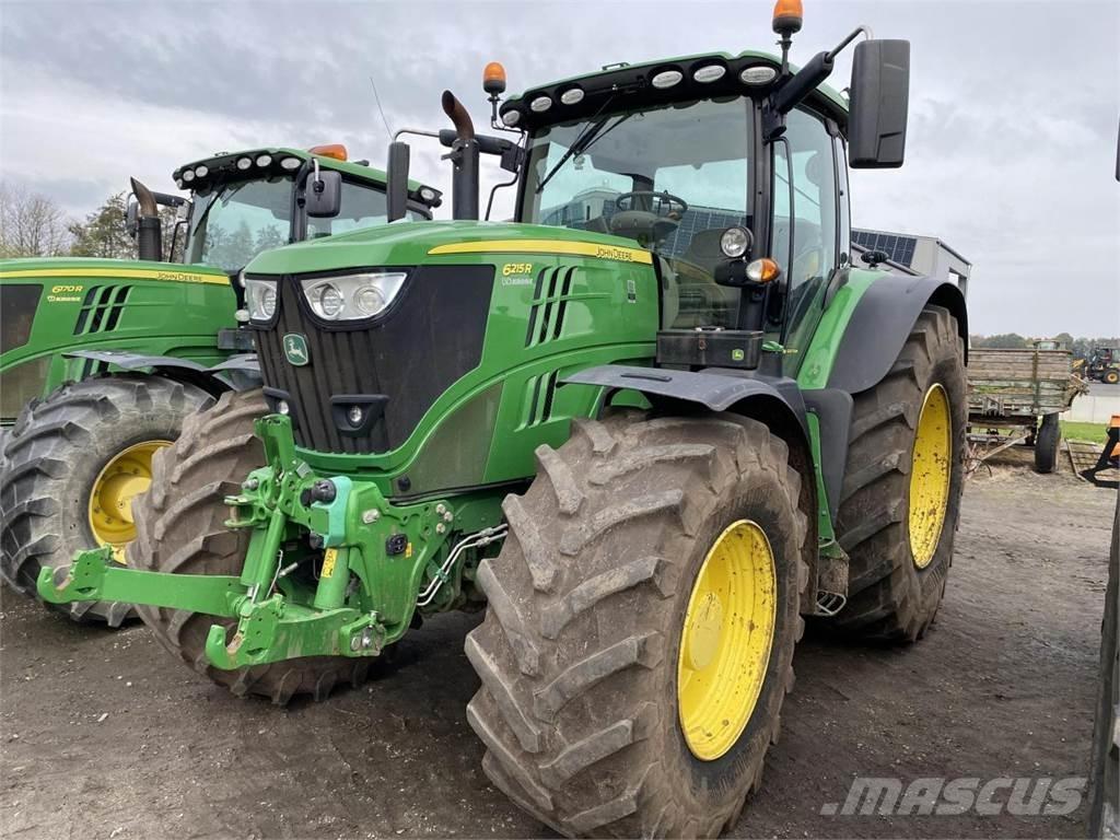 John Deere 6215R Tractores