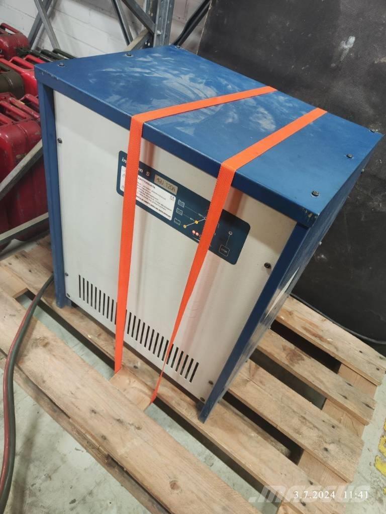 Atlet UNS 200 D Montacargas de alcance de gran altura