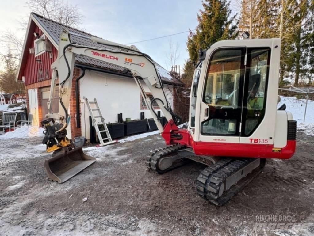 Takeuchi TB135 Miniexcavadoras