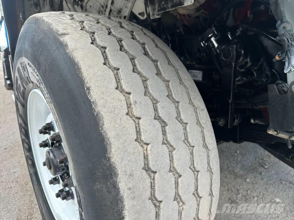 Freightliner M2 Camiones aspiradores/combi