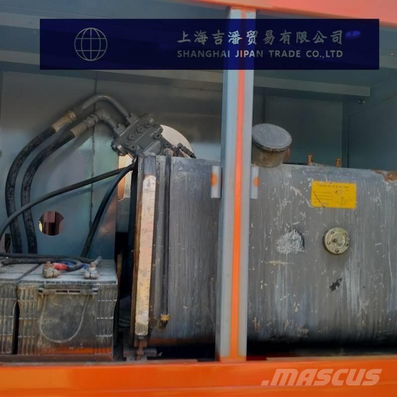 Hitachi KH 150-3 Grúas de oruga