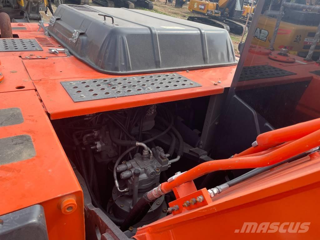 Hitachi ZX 240 Excavadoras sobre orugas