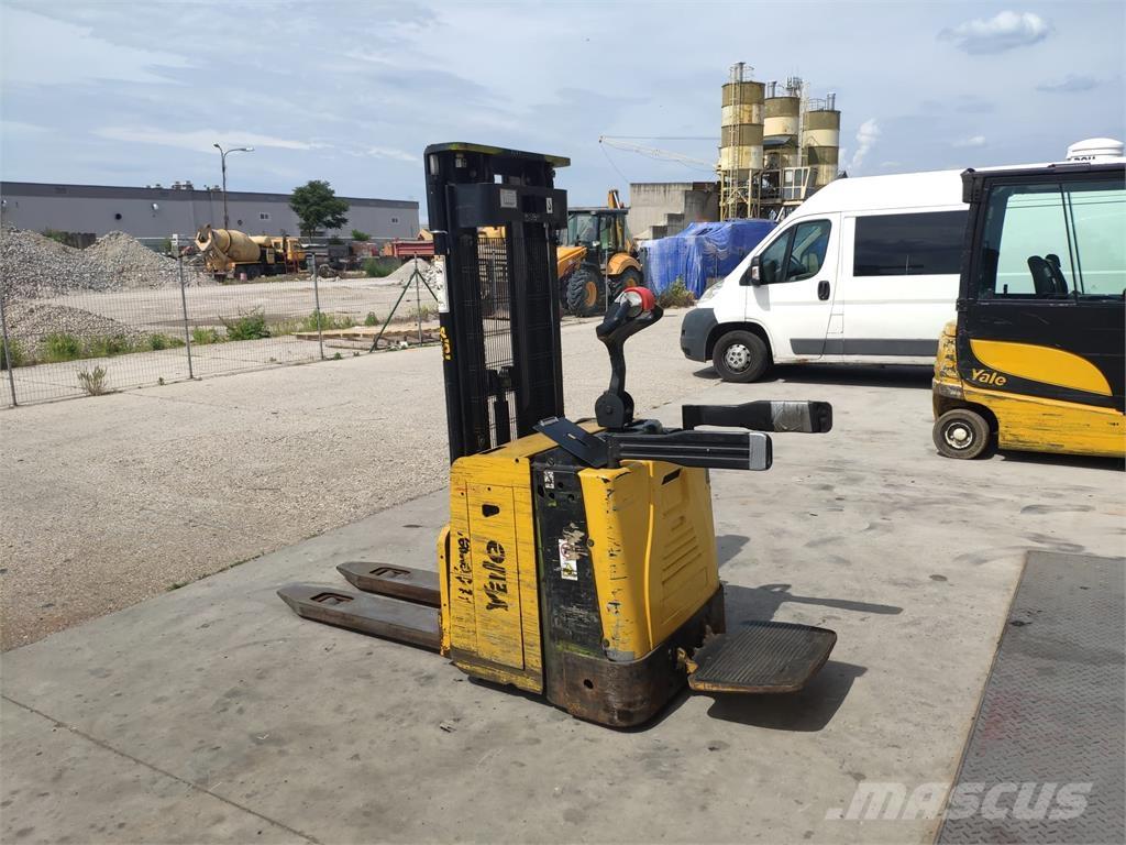 Yale MS15X IL Apiladoras eléctricos