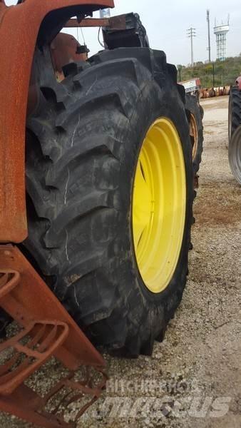  Pneus 460/85R38 Ruedas