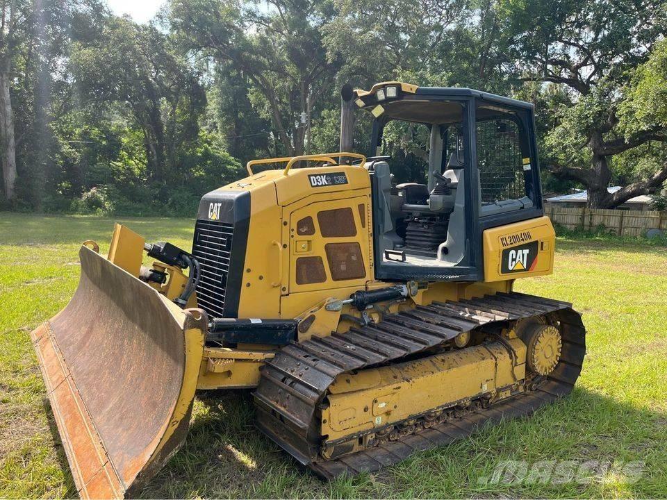CAT D 3 K 2 LGP Buldozer sobre oruga