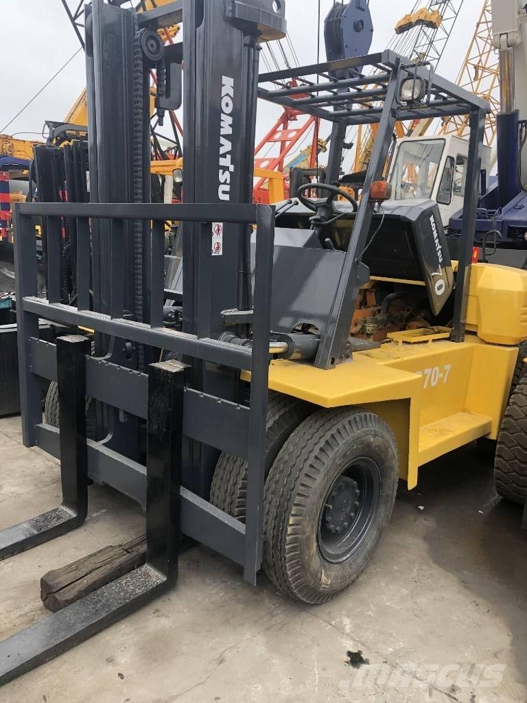 Komatsu 7 Ton Camiones diesel