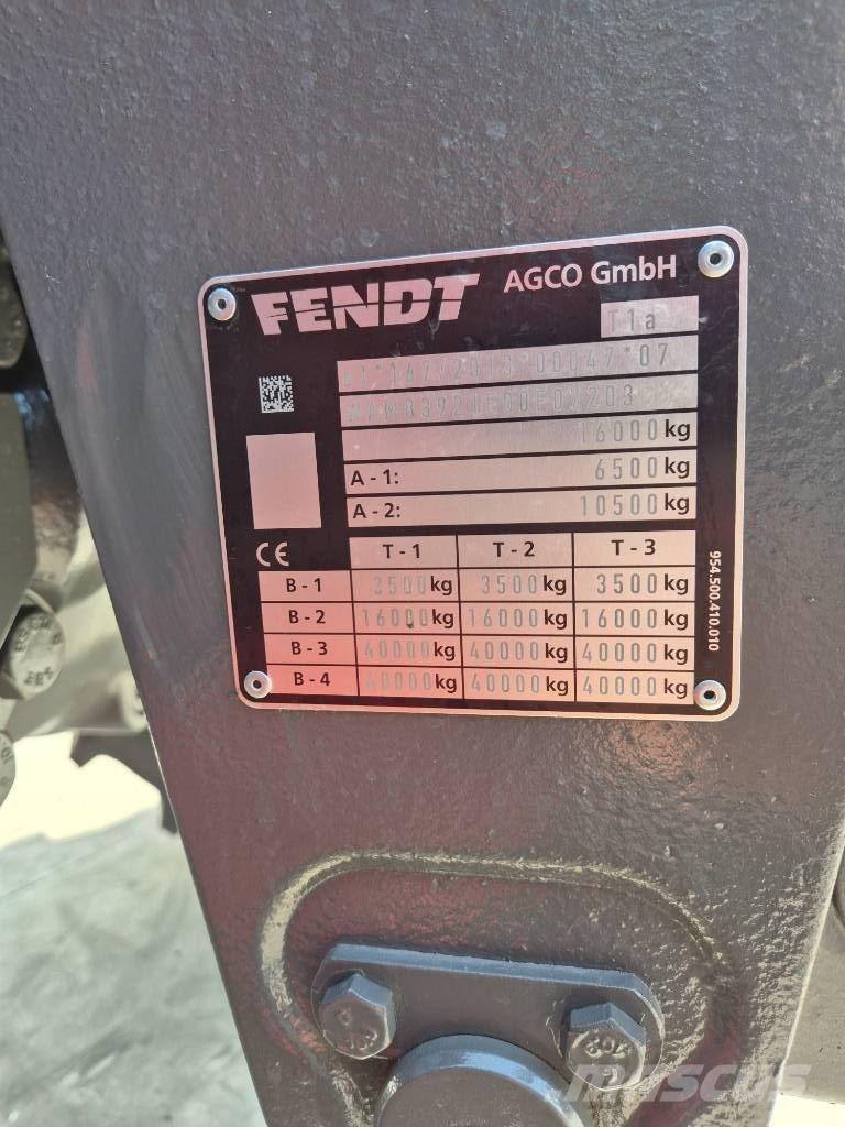 Fendt 822 Vario Tractores