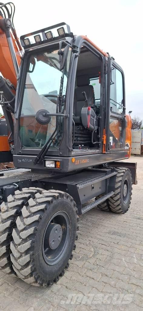 Doosan DX 165 WR-7 Excavadoras de ruedas