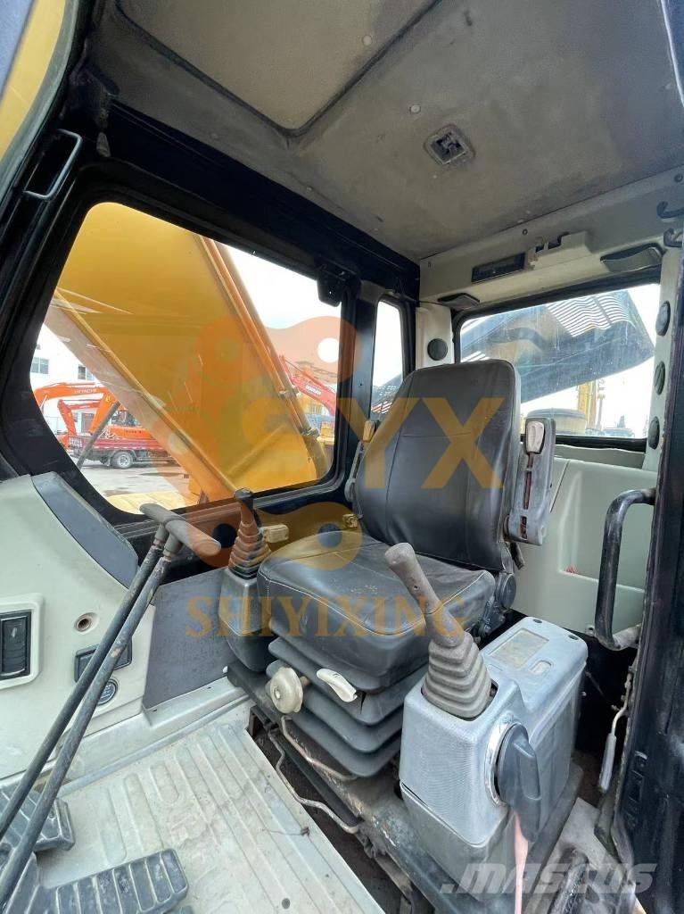 Hyundai Robex 220-7 Excavadoras sobre orugas