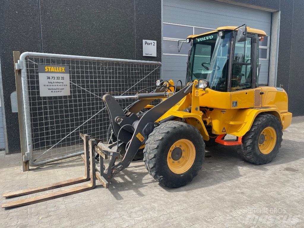 Volvo L30G Minicargadoras