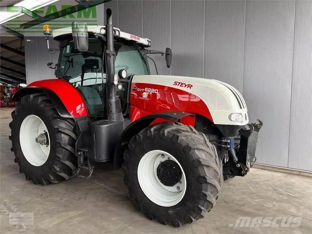 Steyr cvt 6220 Tractores