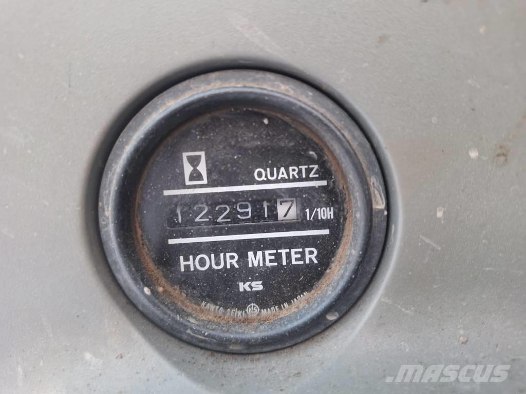 Kobelco SK135SRLC Excavadoras sobre orugas