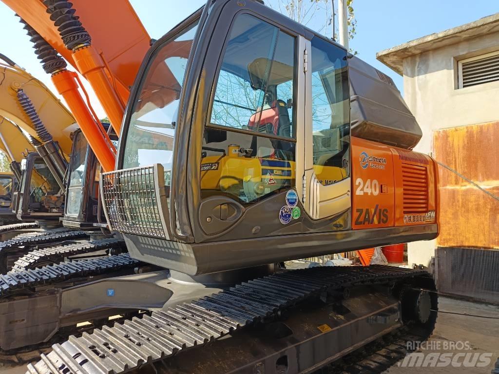 Hitachi ZX 240 Excavadoras sobre orugas