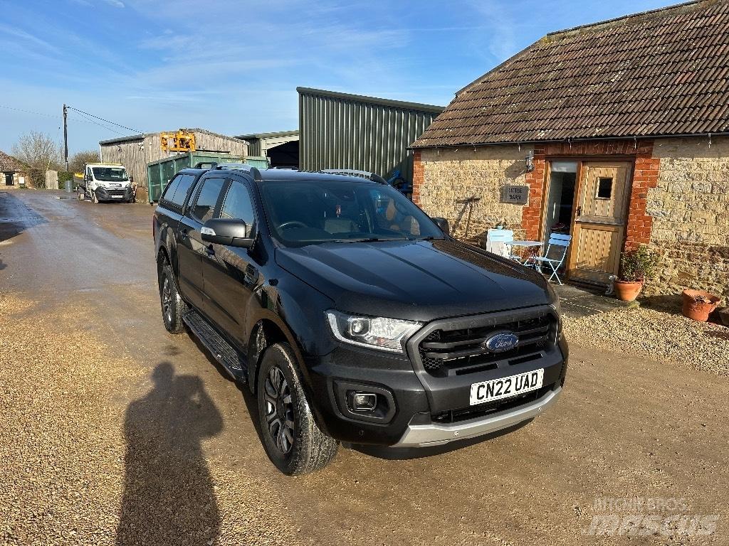 Ford Ranger Caja abierta/laterales abatibles