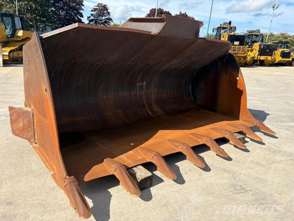 CAT 980 Bucket Cucharones