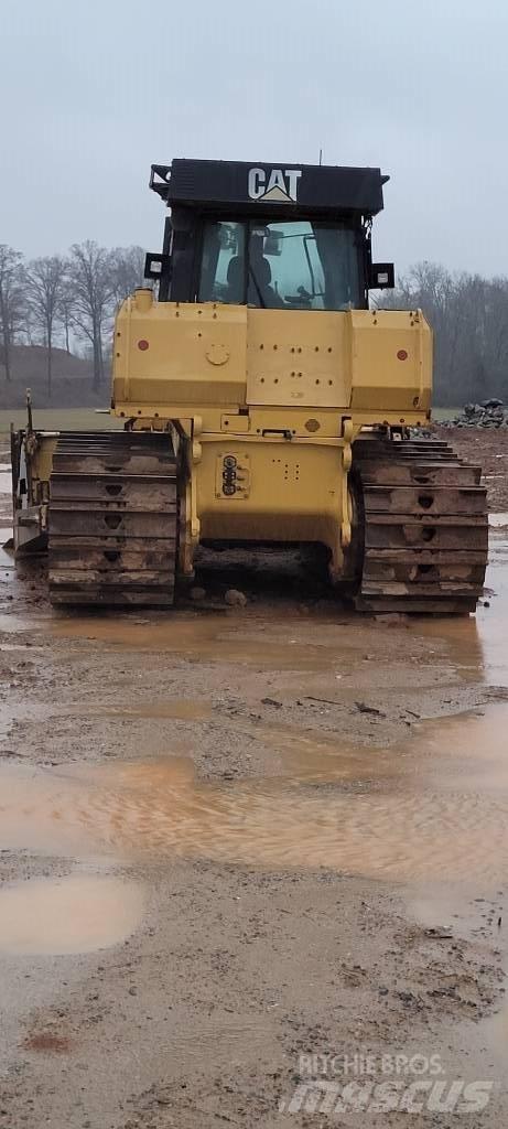 CAT D7E Buldozer sobre oruga