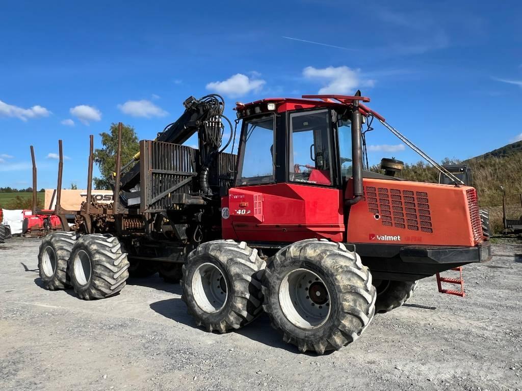 Valmet 840.2 Transportadoras