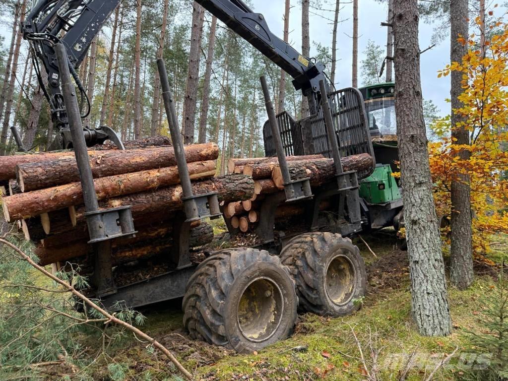 John Deere 1010 E Transportadoras