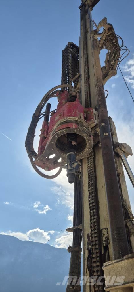 Comacchio MC 1200 Perforadora de superficie