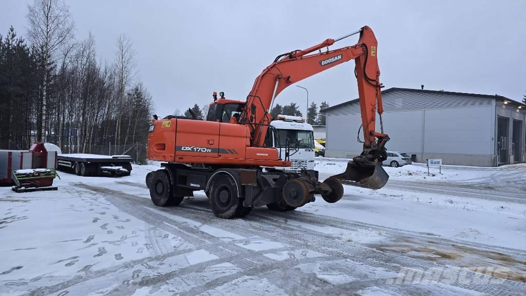 Doosan DX 170 W Excavadoras de ruedas