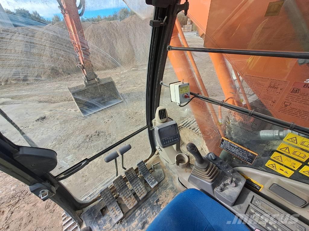 Hitachi ZX225USLC-3 Excavadoras sobre orugas