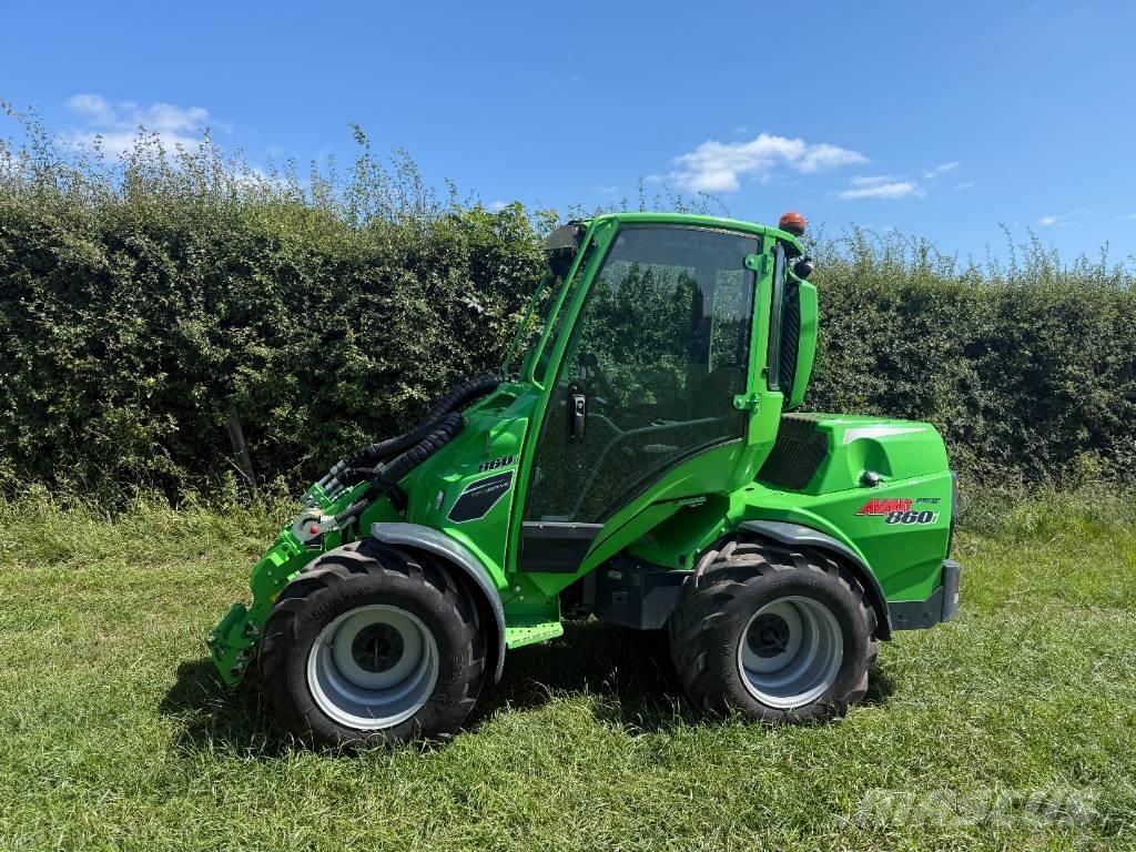 Avant 860 i Cargadoras sobre ruedas