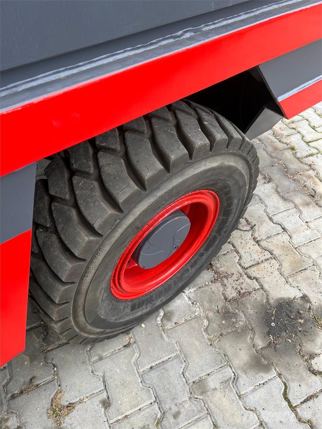 Linde S50D Carretillas de carga lateral