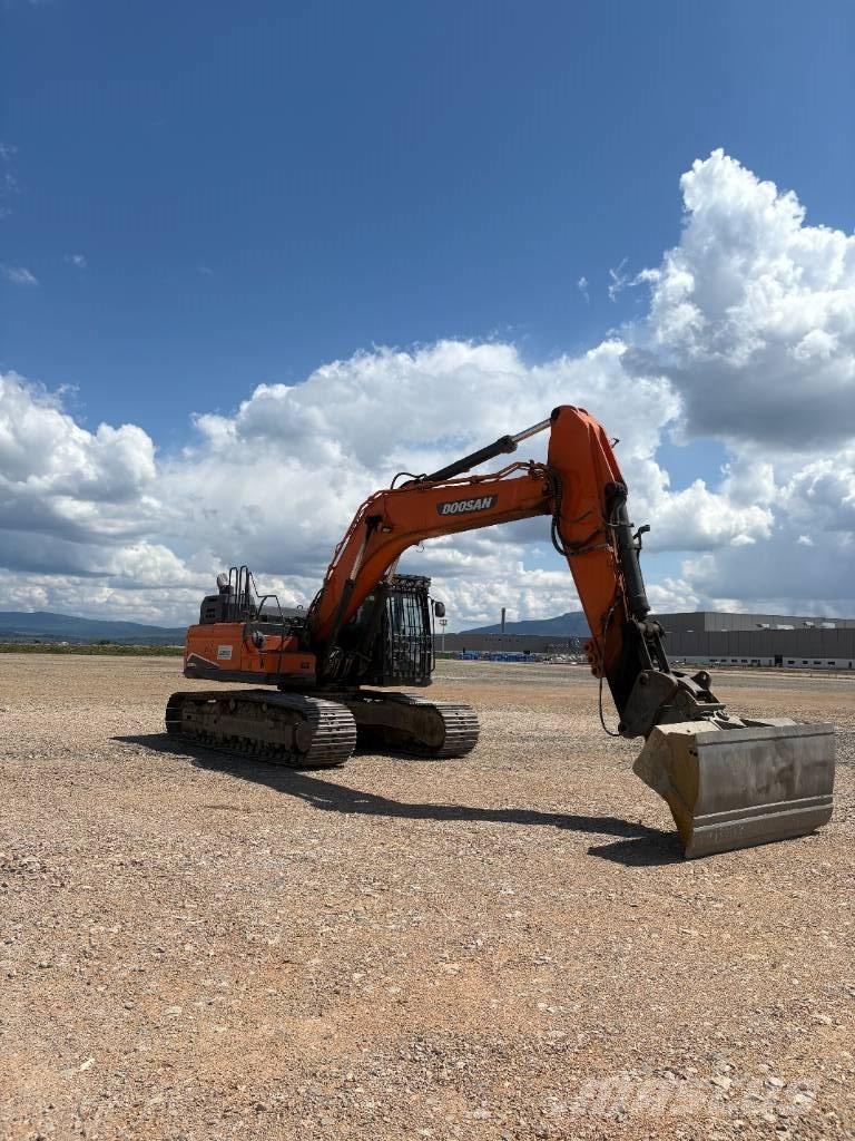 Doosan DX 300 LC-5 Excavadoras sobre orugas