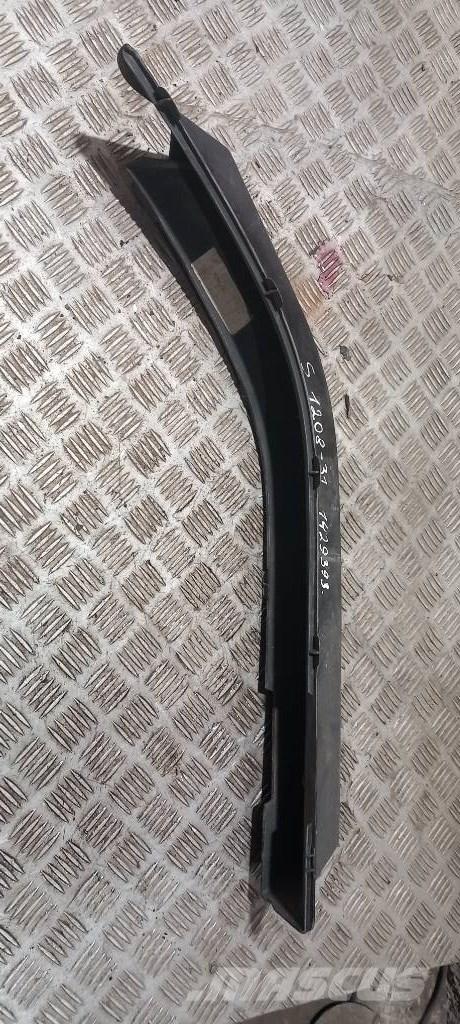 Scania 94 D.  1429393 Cabinas