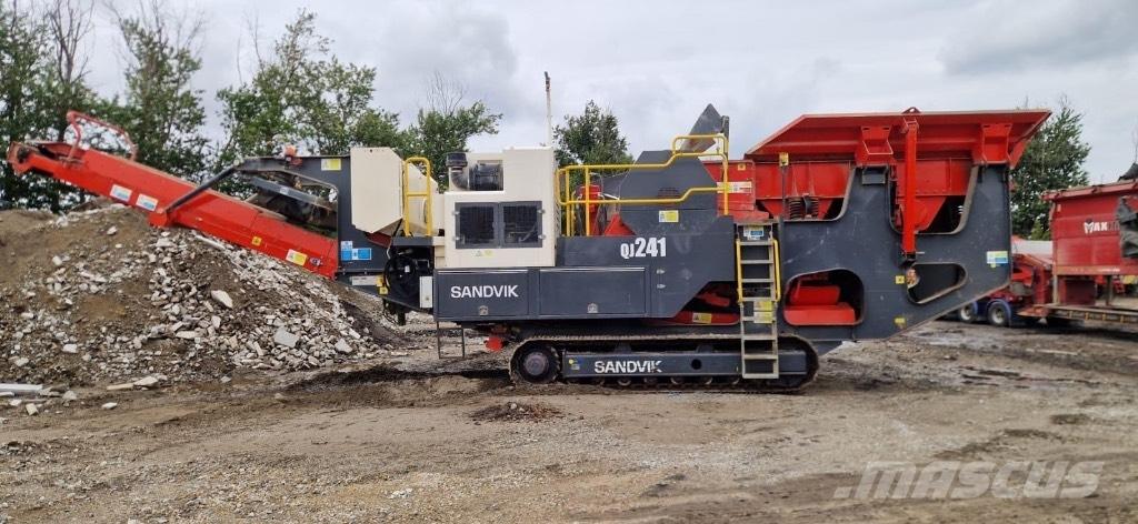Sandvik QJ 241 Trituradoras móviles