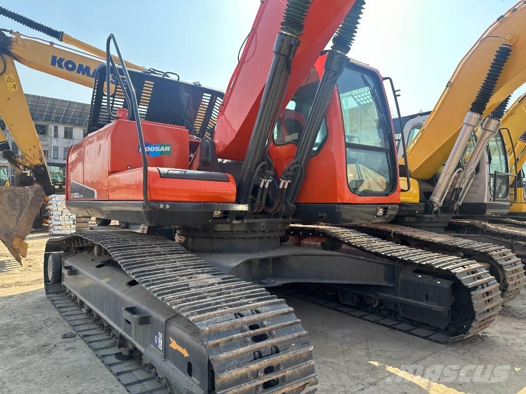 Doosan DX 300LC-9C Excavadoras sobre orugas