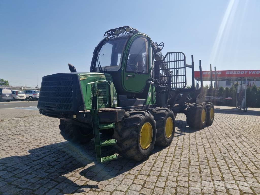 John Deere 1010 E Transportadoras