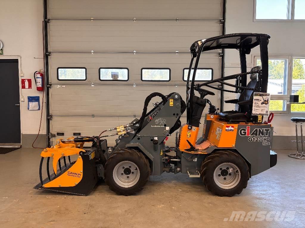 GiANT G 1200 TELE Cargadoras multifunción