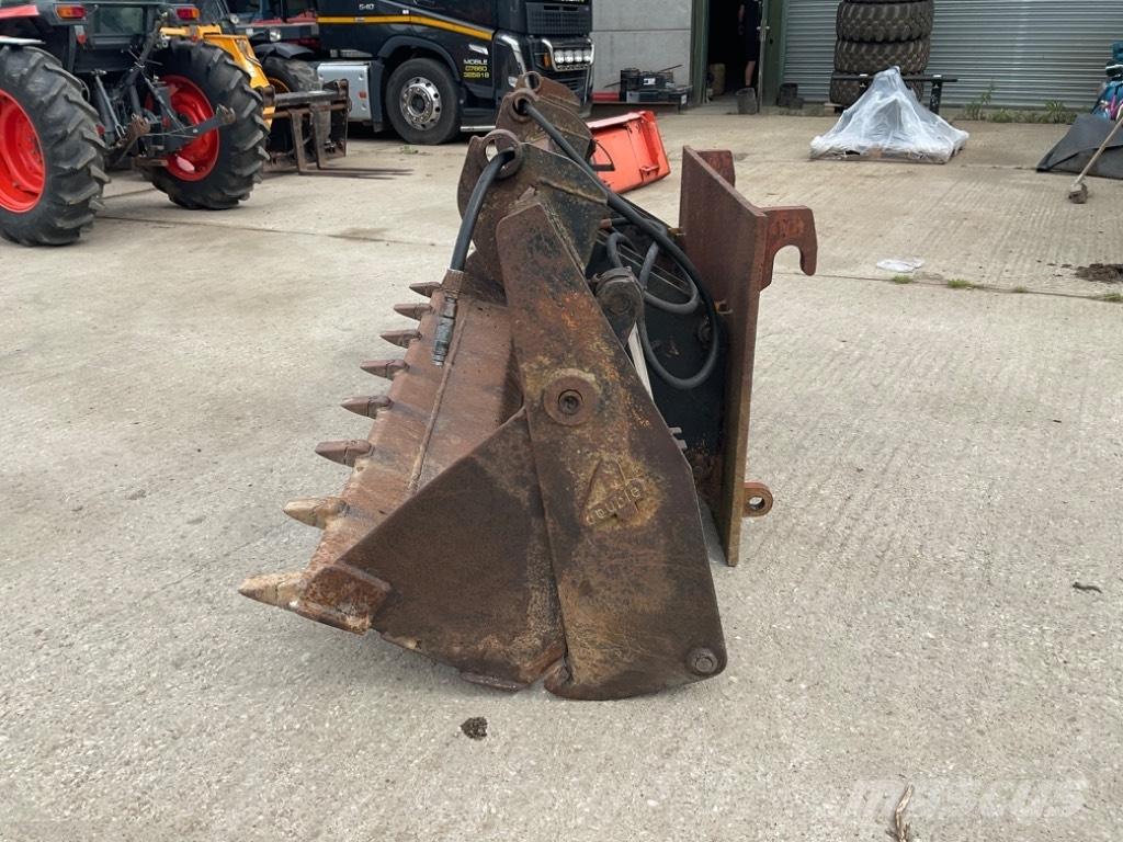 JCB 4 IN 1 BUCKET Cucharones