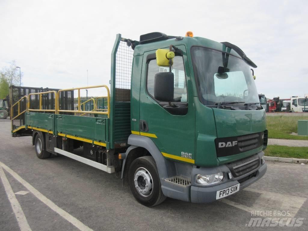 DAF 45.180 Camiones de superficie plana/cabrestantes