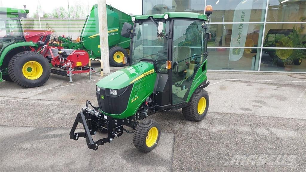 John Deere 1026R Tractores