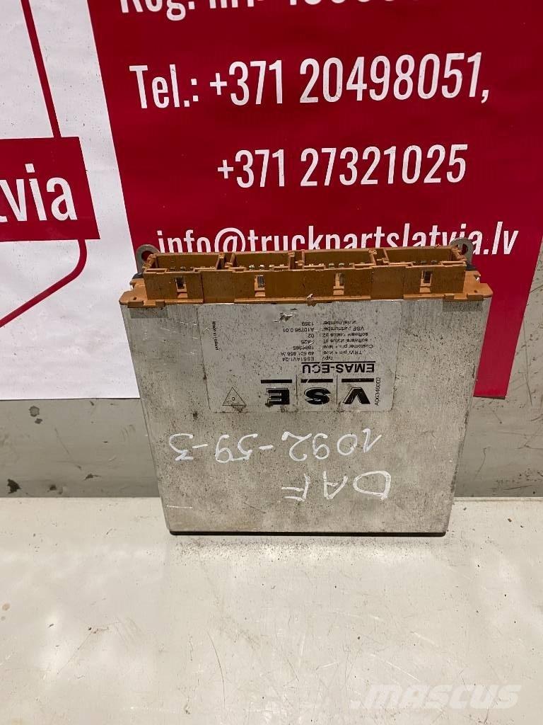 DAF XF 105.  1886365 Componentes electrónicos