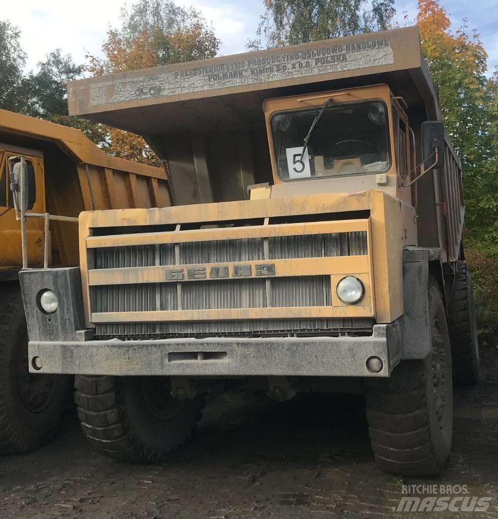 Belaz 7523 Camiones de volteo rigidos