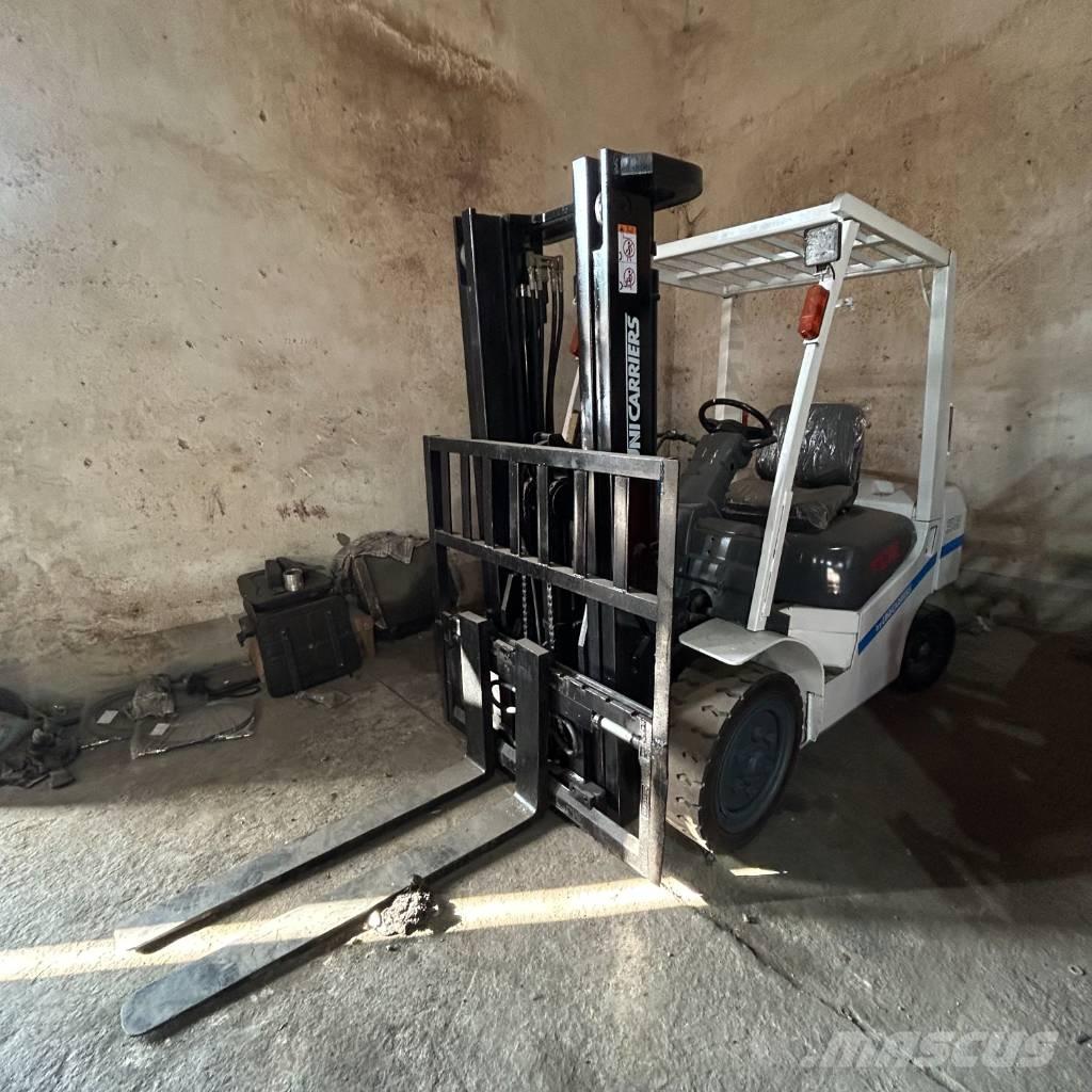 TCM FD35 Camiones diesel