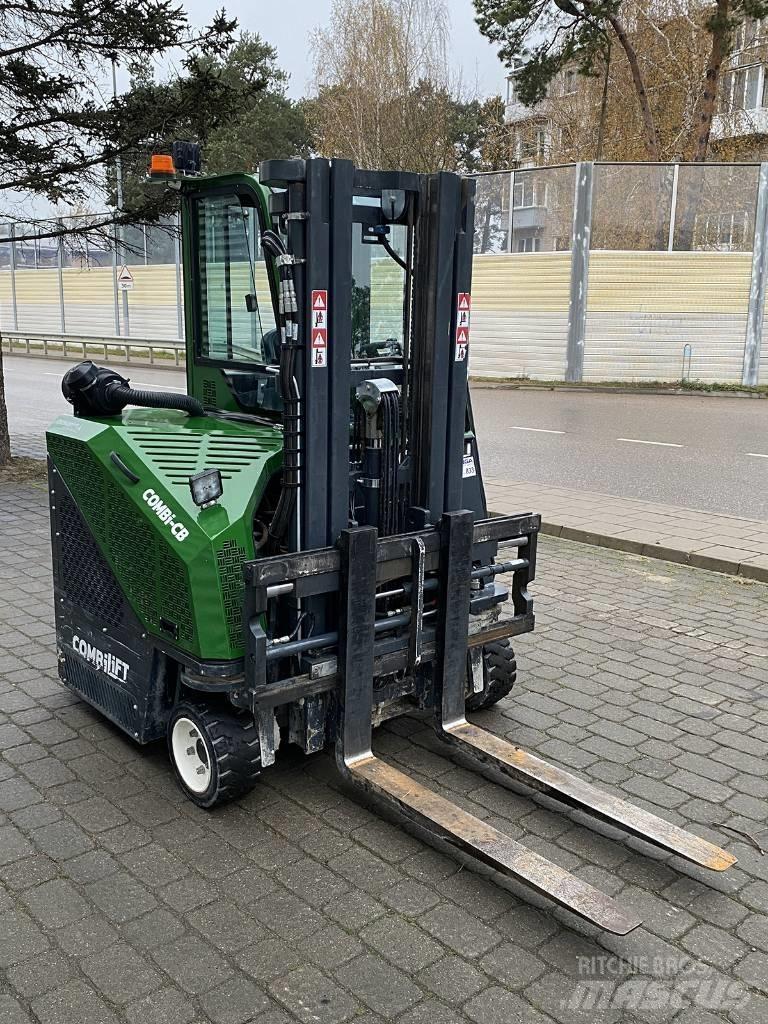 Combilift CB 2500 Montacargas de 4 vías