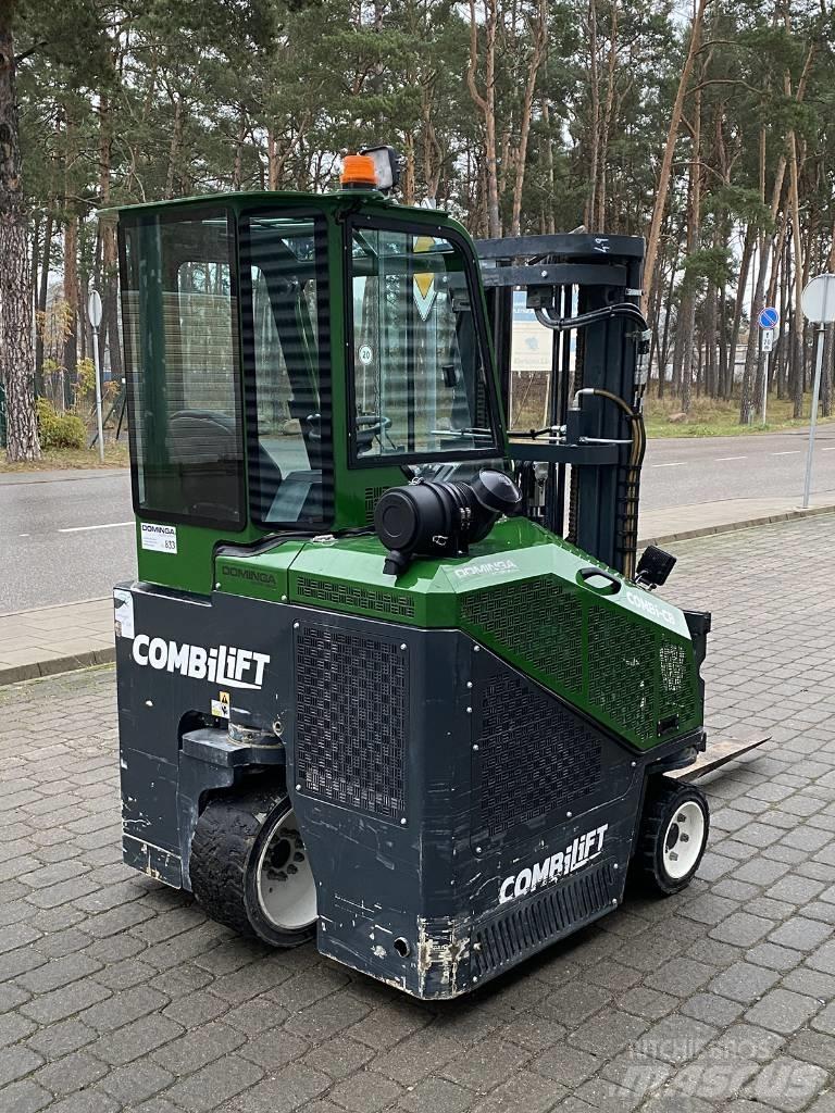 Combilift CB 2500 Montacargas de 4 vías