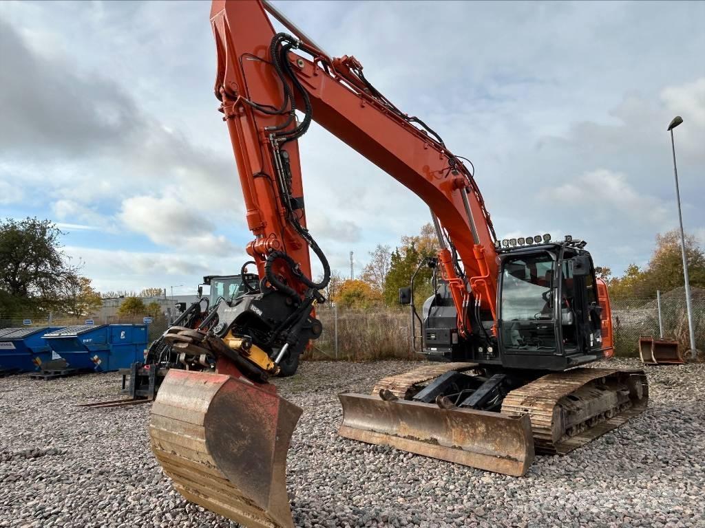 Hitachi ZX225USBL-6 Excavadoras sobre orugas