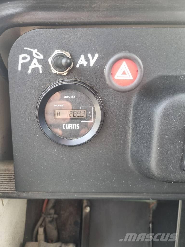 Melex 252 Otras máquinas de jardinería y limpieza urbana