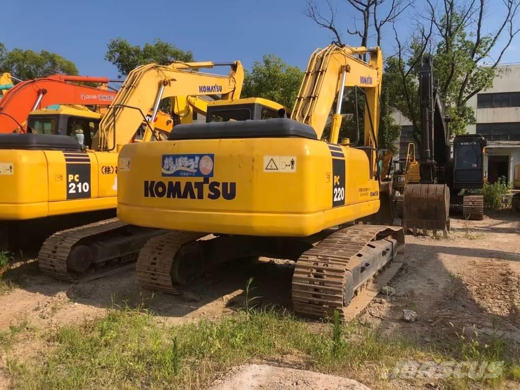 Komatsu PC220-7 Excavadoras sobre orugas