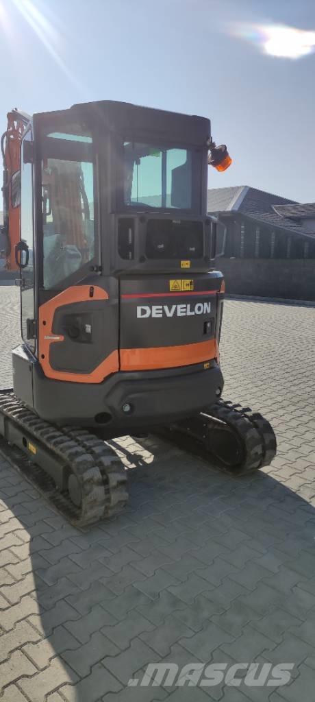Develon DX 27 Z-7 Miniexcavadoras