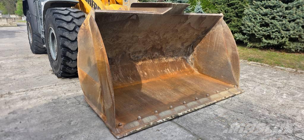 Liebherr L 576 Cargadoras sobre ruedas