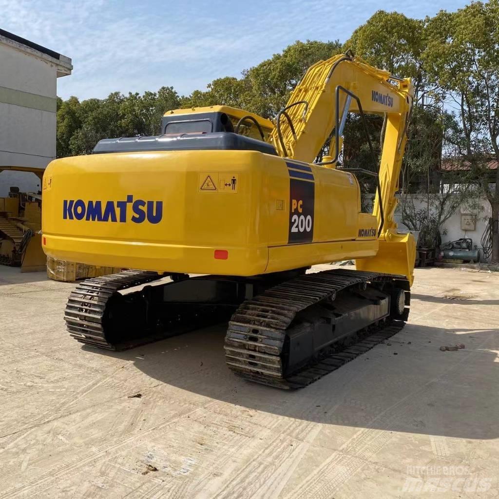 Komatsu PC 200 Excavadoras sobre orugas