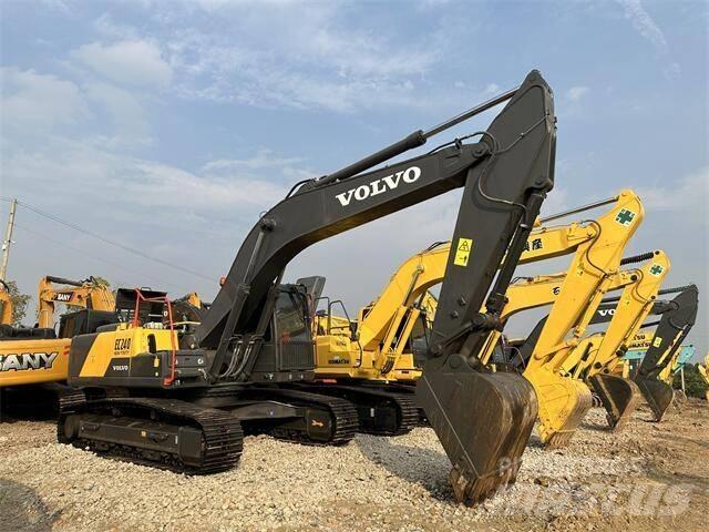 Volvo EC240 Excavadoras sobre orugas