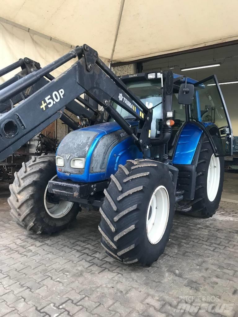 Valtra N 142 Tractores