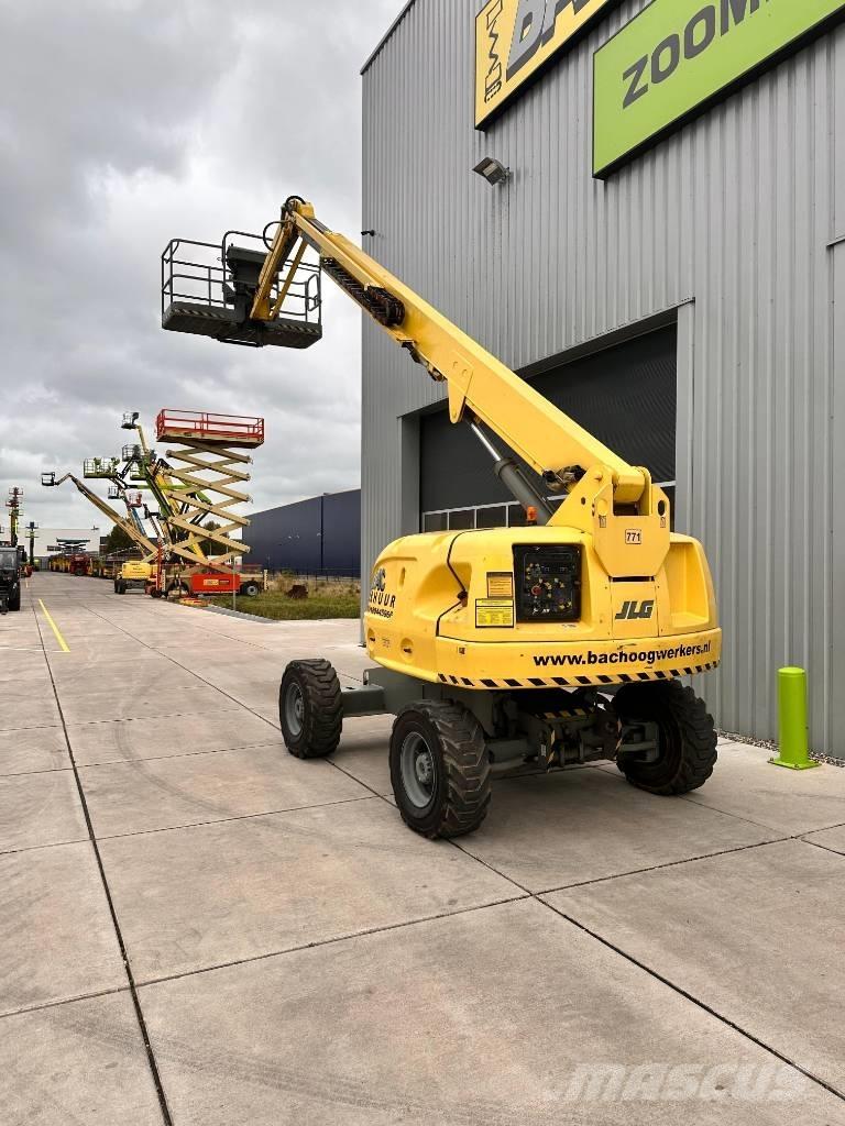 JLG 460 SJ Plataformas con brazo de elevación telescópico